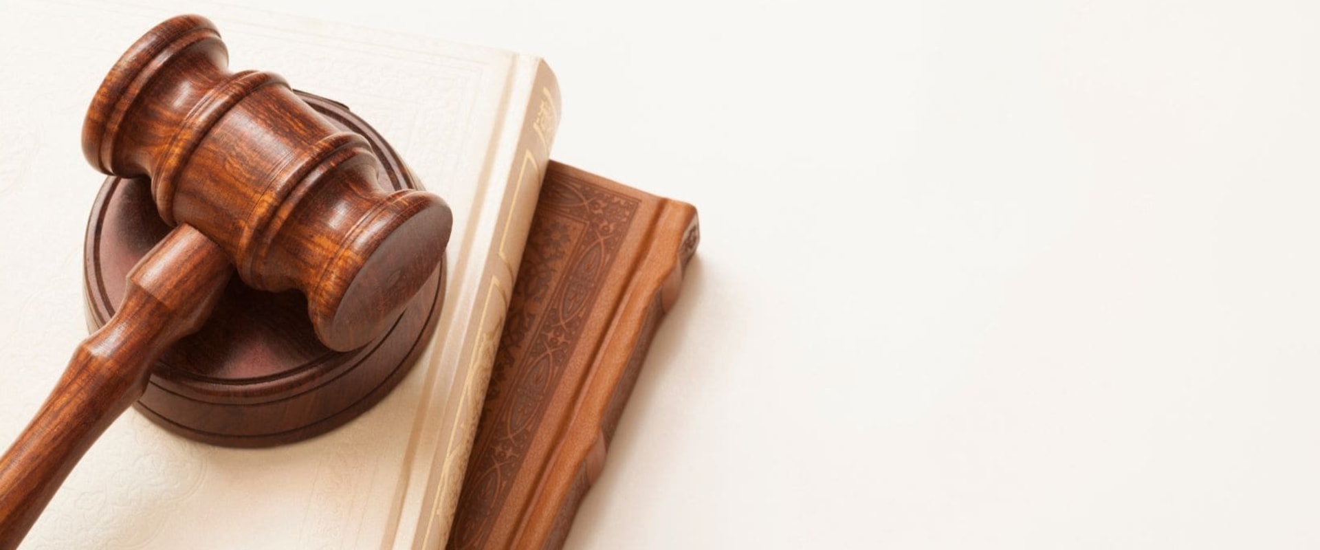 A Comprehensive Look at LNAT: Preparing for Oxbridge Admissions Tests